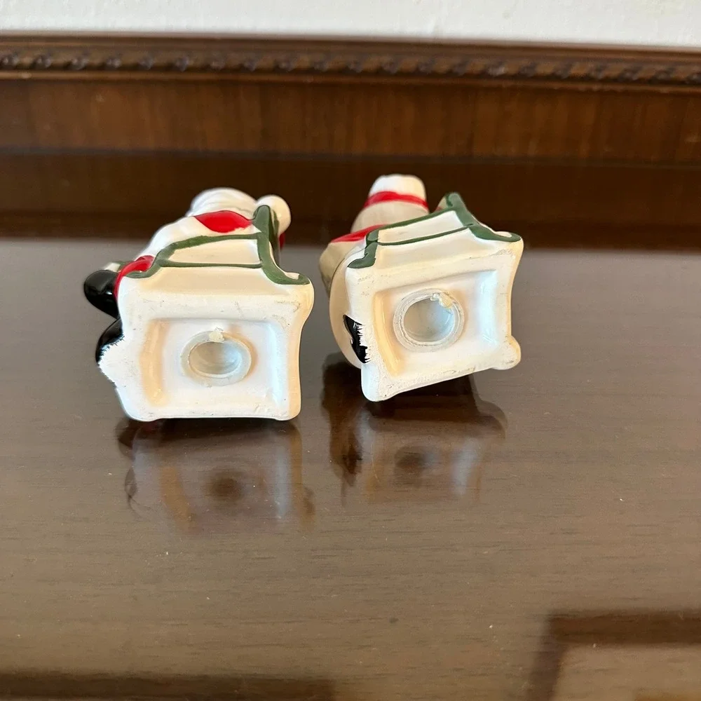 Vintage Santa and Mrs Claus Rocking Chair Salt and Pepper Shakers Christmas Set